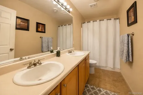 10276 Jill Avenue Littleton CO 80130