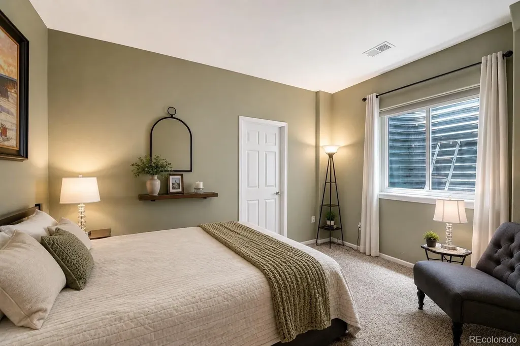 2933 Newport Circle Castle Rock CO 80104