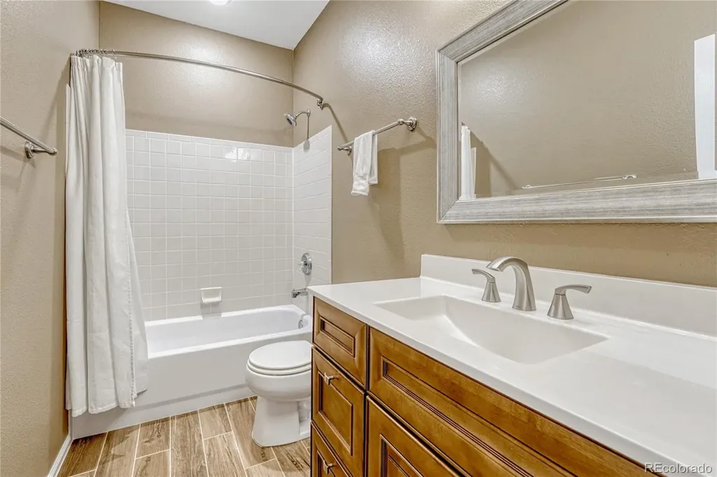 2933 Newport Circle Castle Rock CO 80104