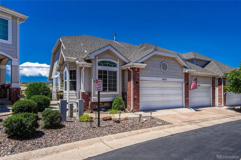 2933 Newport Circle Castle Rock CO 80104