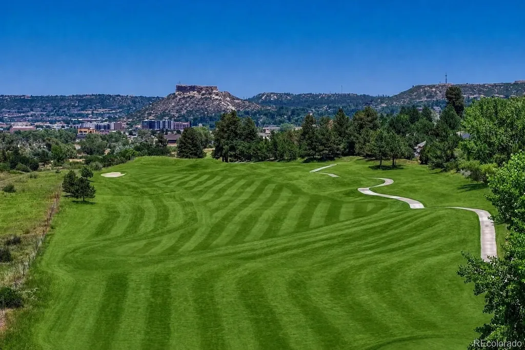 2933 Newport Circle Castle Rock CO 80104