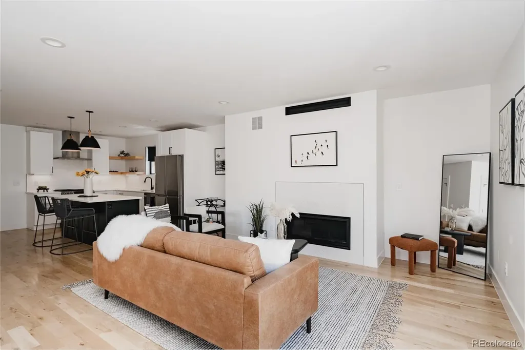 521 Fox Street Denver CO 80204