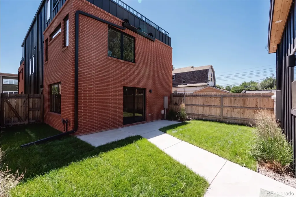 521 Fox Street Denver CO 80204