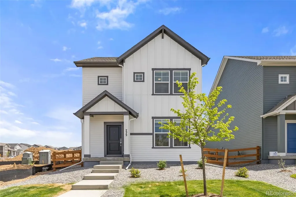 772 N Bently Street Watkins CO 80137