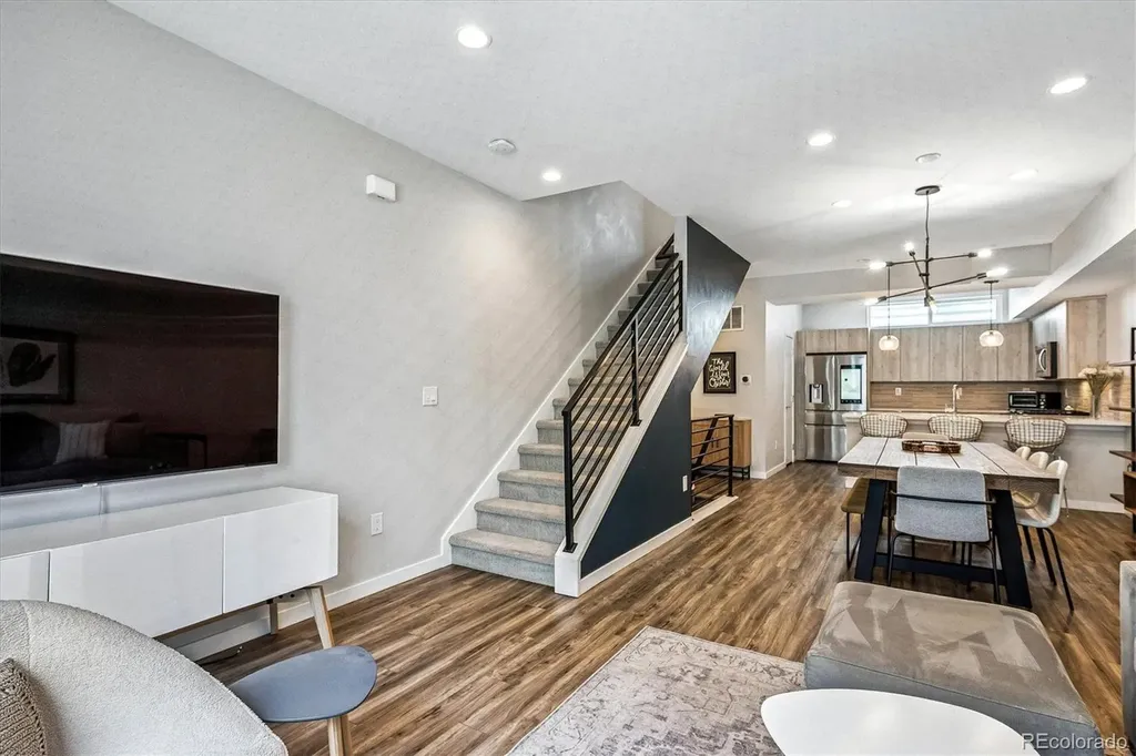 1284 Perry Street Denver CO 80204