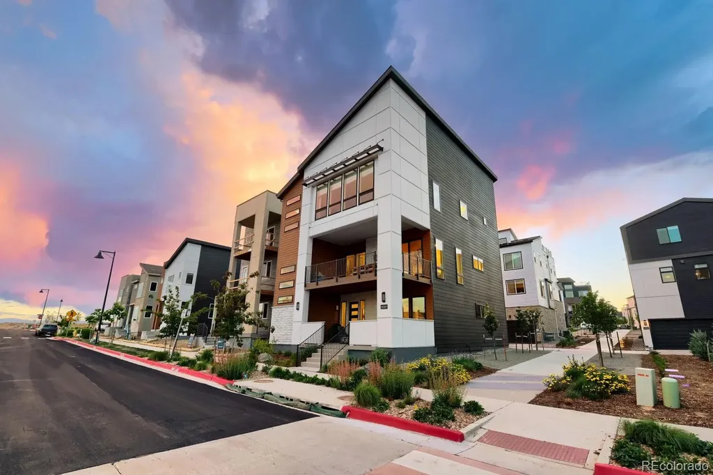 16569 Peak Street Broomfield CO 80023