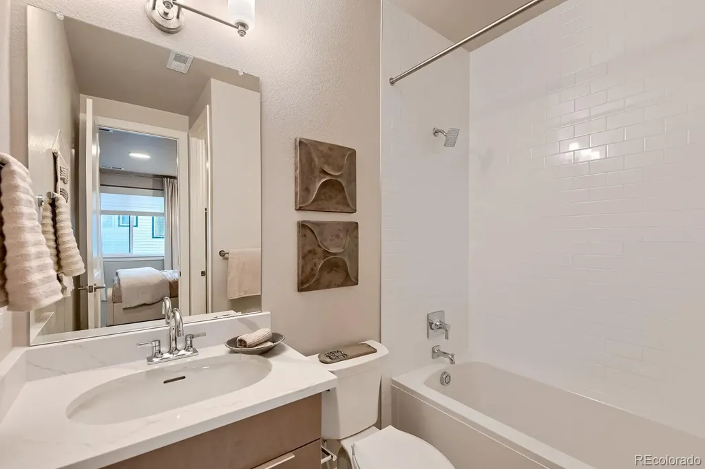16569 Peak Street Broomfield CO 80023