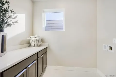 16569 Peak Street Broomfield CO 80023