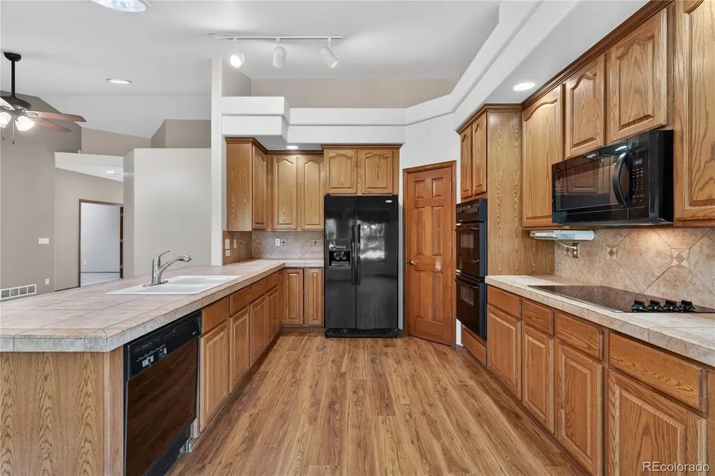 9823 Pebble Beach Lane Lone Tree CO 80124