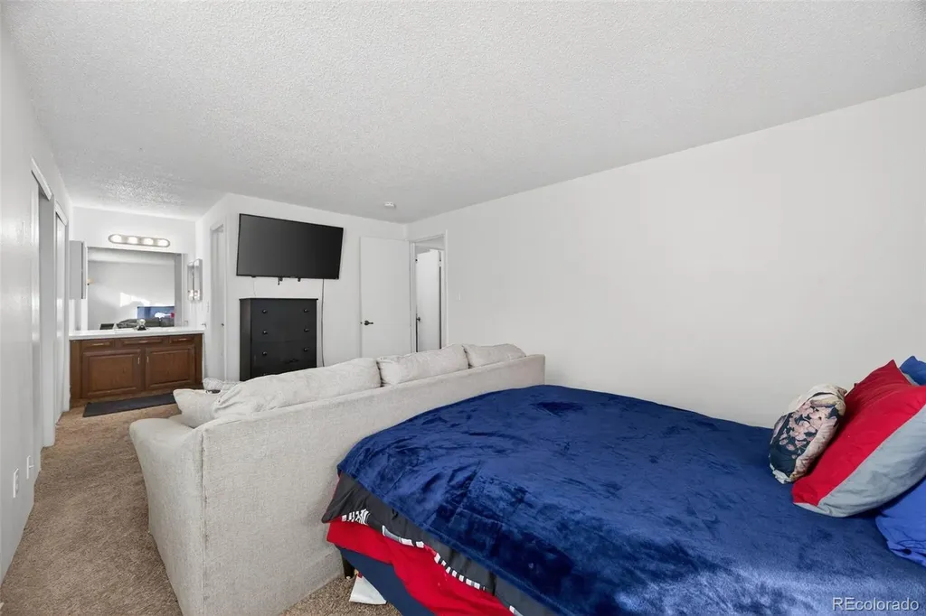 2826 S Lansing Way Aurora CO 80014