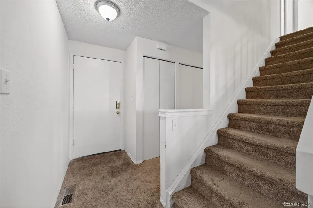2826 S Lansing Way Aurora CO 80014