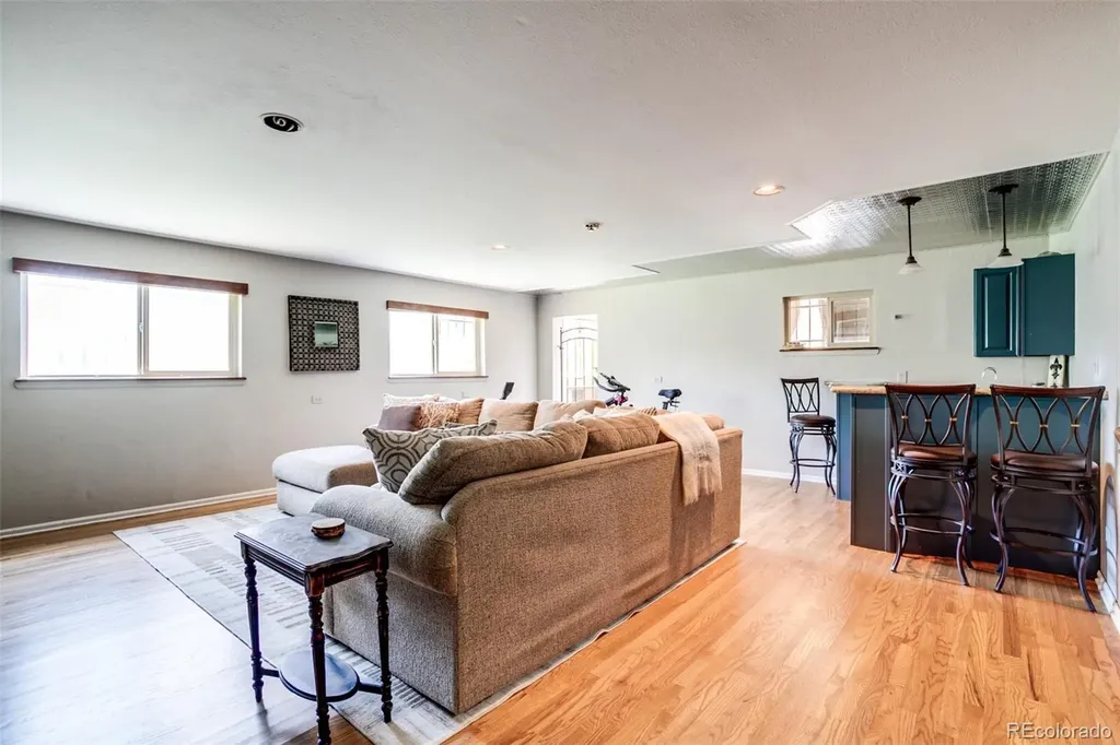 1010 E Dartmouth Avenue Englewood CO 80113