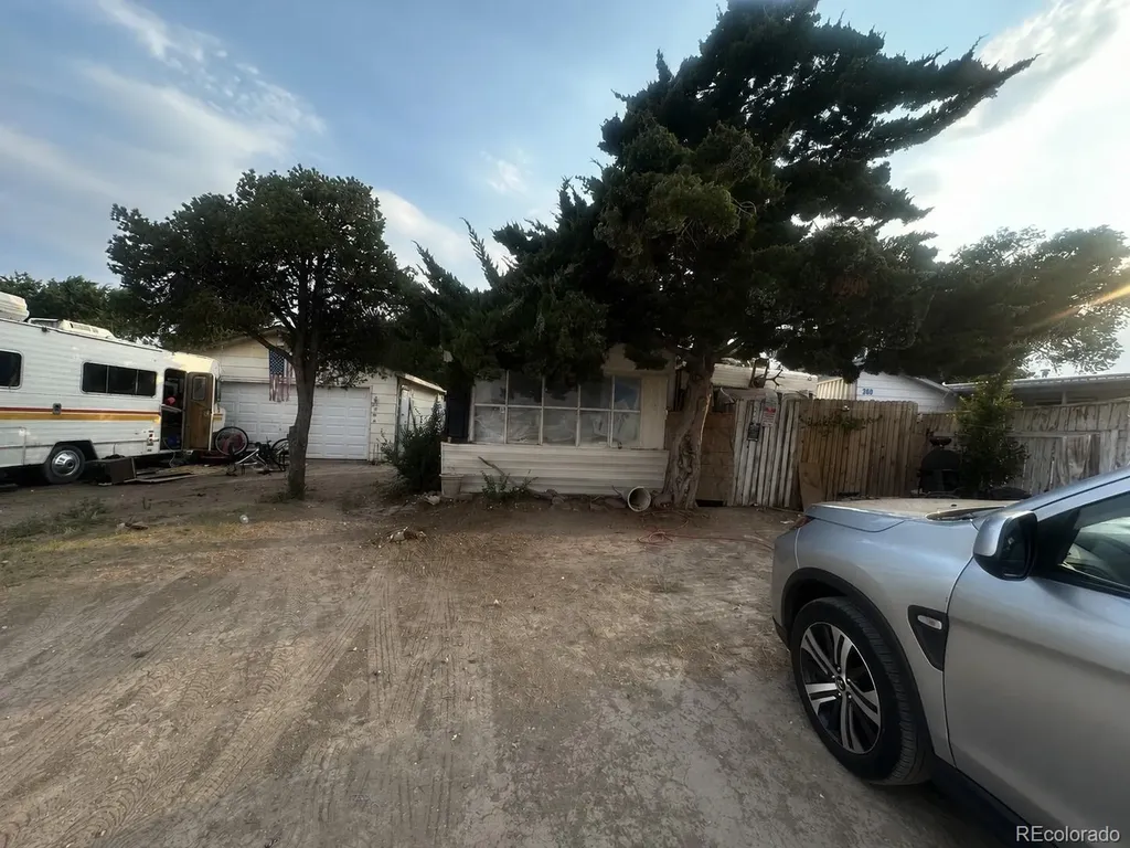 364 E Walton Drive Pueblo CO 81007