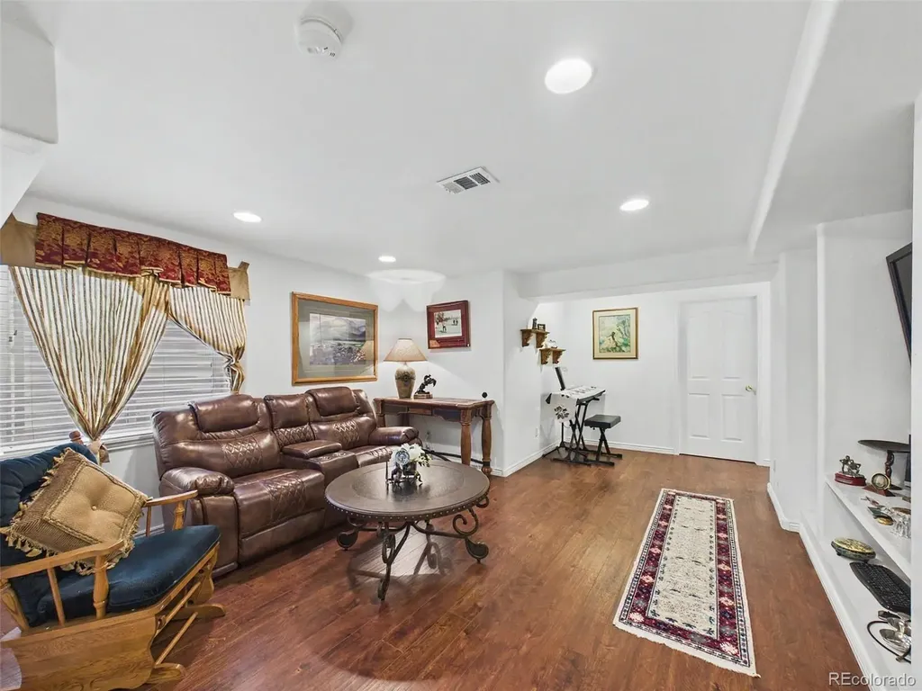 25 Lindenwood Circle Johnstown CO 80534