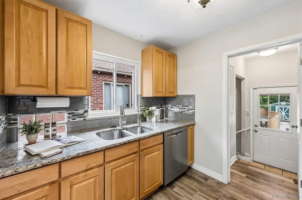 857 Grape Street Denver CO 80220