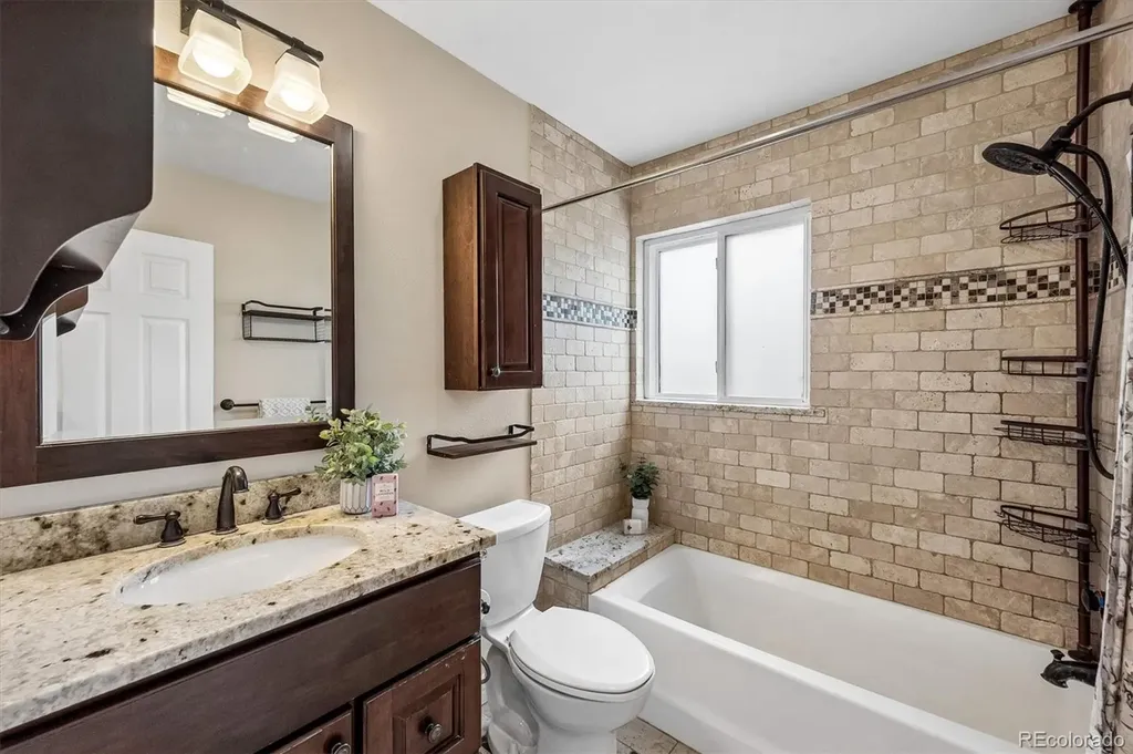 857 Grape Street Denver CO 80220