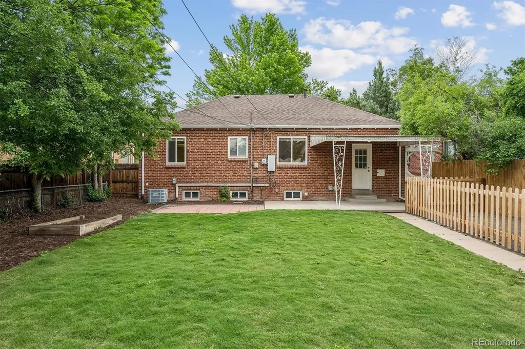 857 Grape Street Denver CO 80220