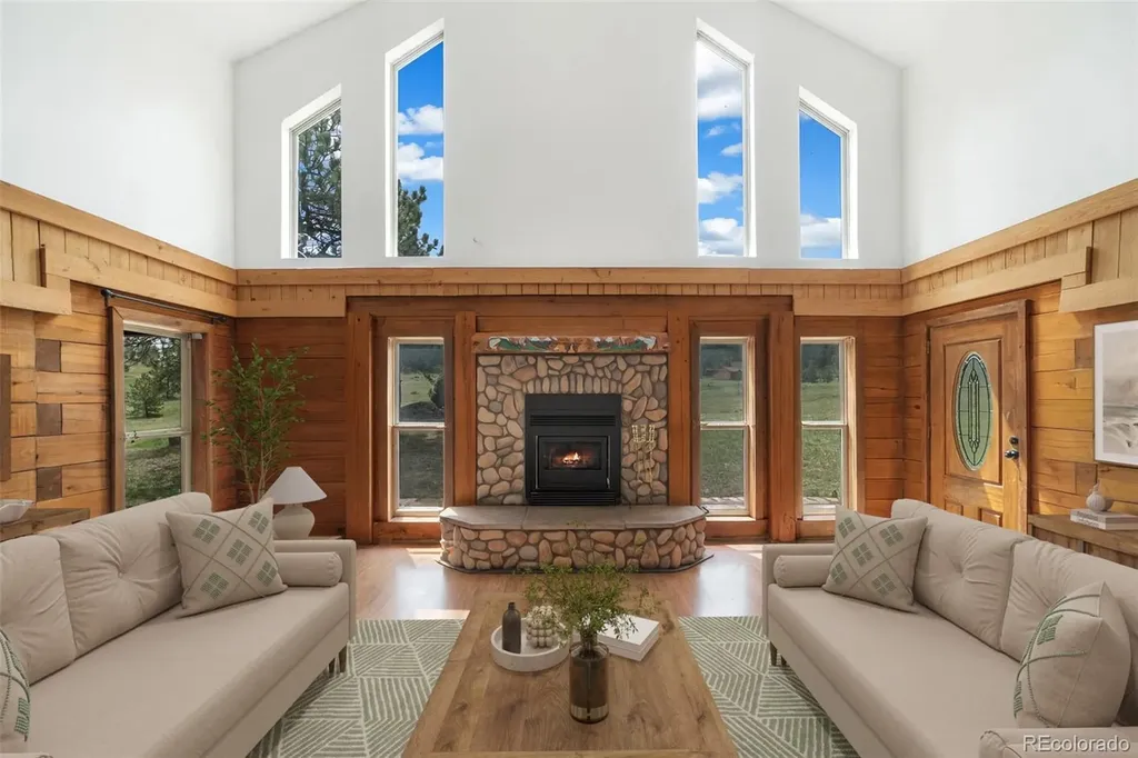 1084 Iron Mountain Drive Livermore CO 80536