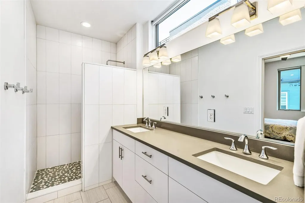 61 W 10th Avenue Denver CO 80204