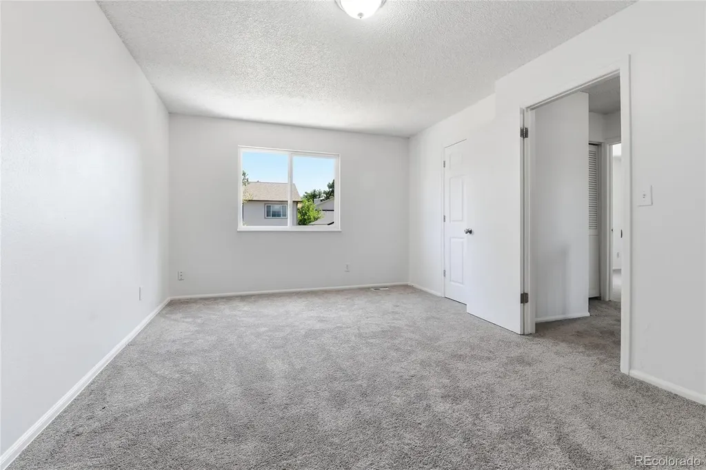 1430 S Vaughn Circle Aurora CO 80012