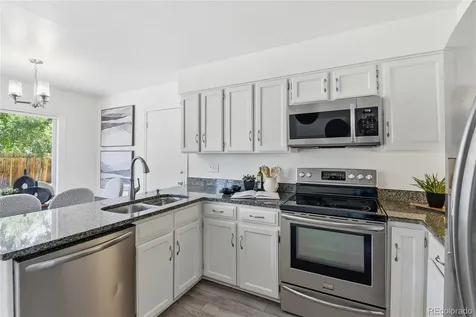1430 S Vaughn Circle Aurora CO 80012