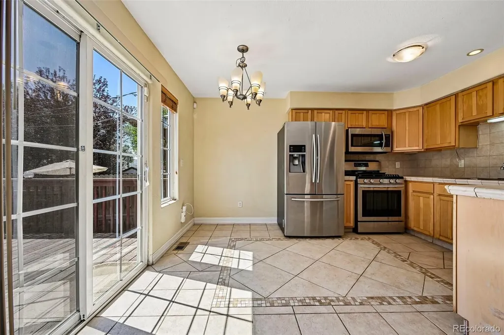 324 S Ames Street Lakewood CO 80226