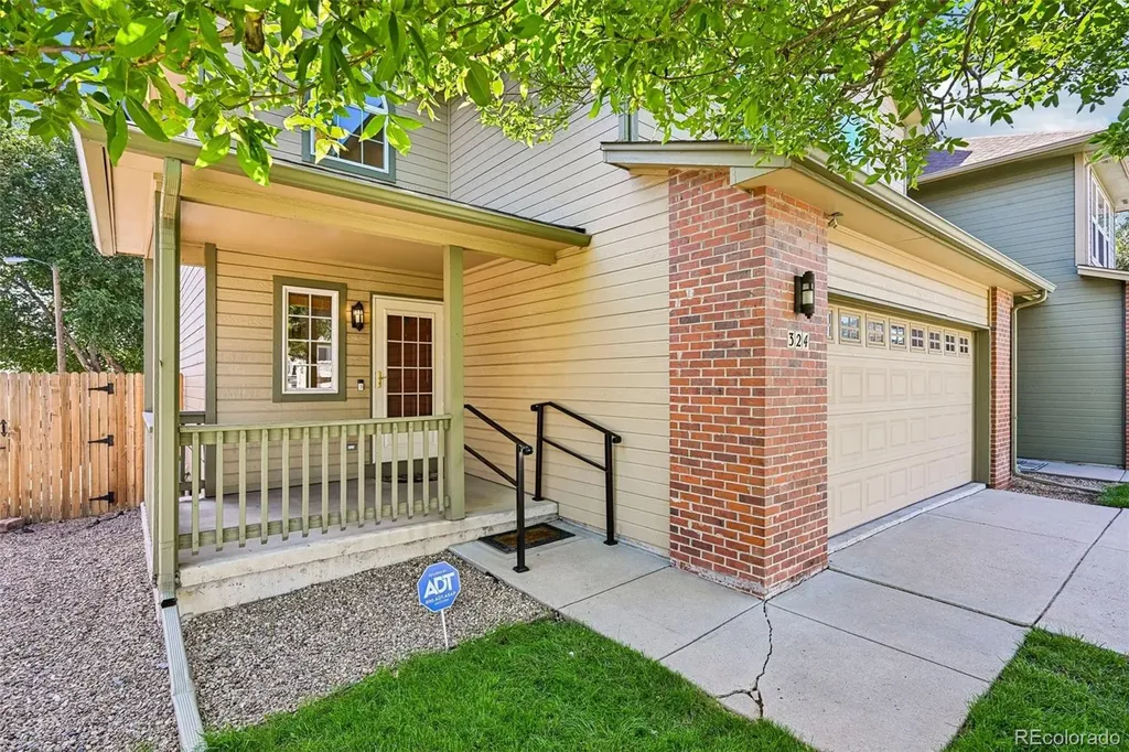 324 S Ames Street Lakewood CO 80226