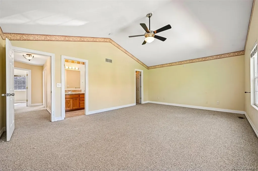 324 S Ames Street Lakewood CO 80226