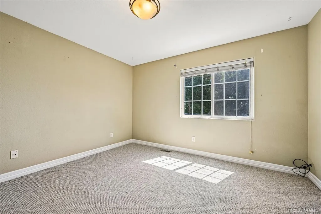 324 S Ames Street Lakewood CO 80226