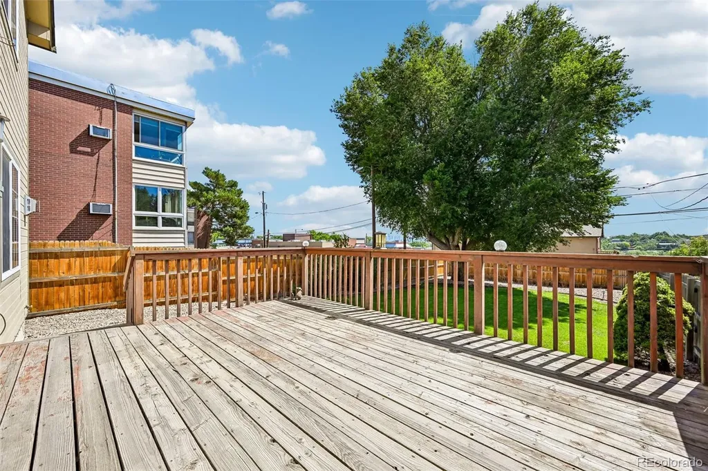 324 S Ames Street Lakewood CO 80226