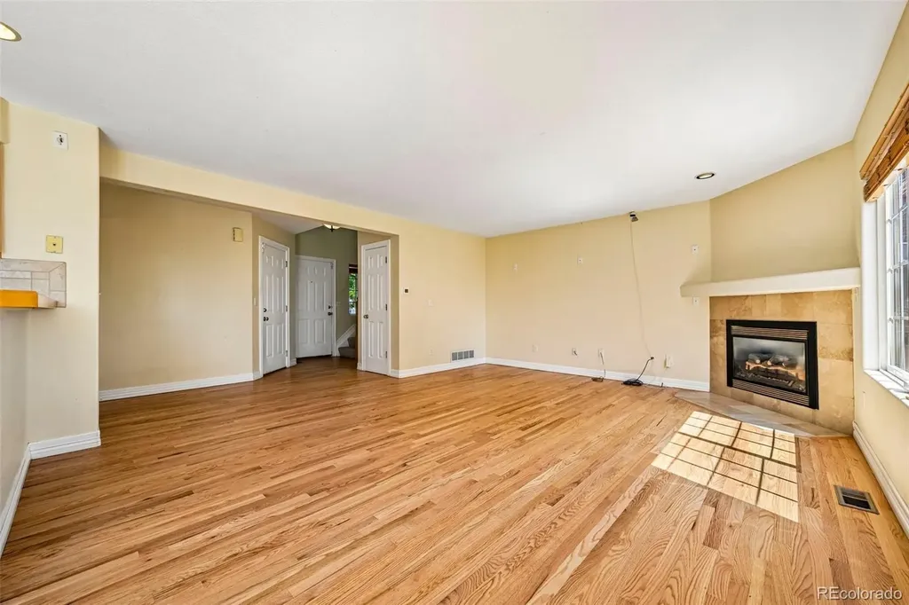 324 S Ames Street Lakewood CO 80226