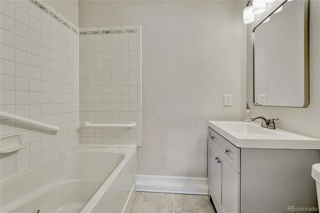 1362 S Andes Street Aurora CO 80017