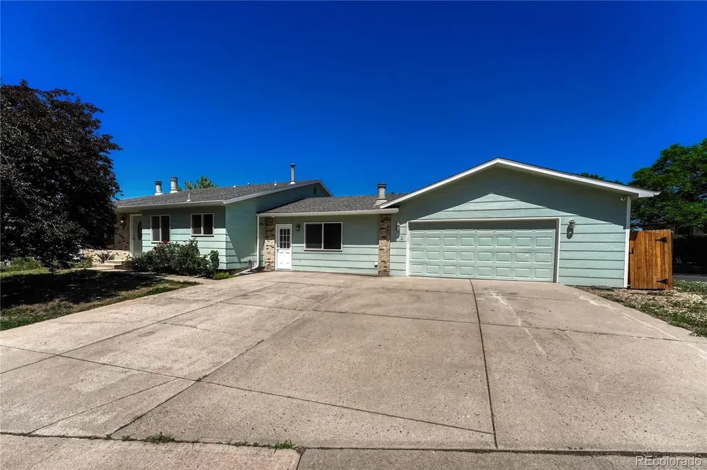 1362 S Andes Street Aurora CO 80017