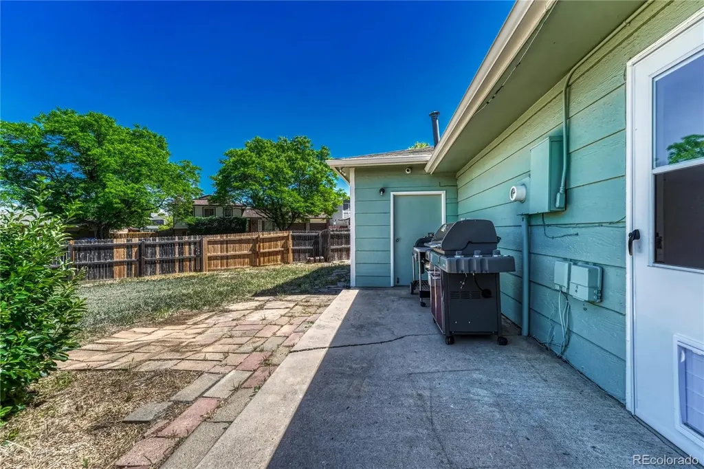 1362 S Andes Street Aurora CO 80017