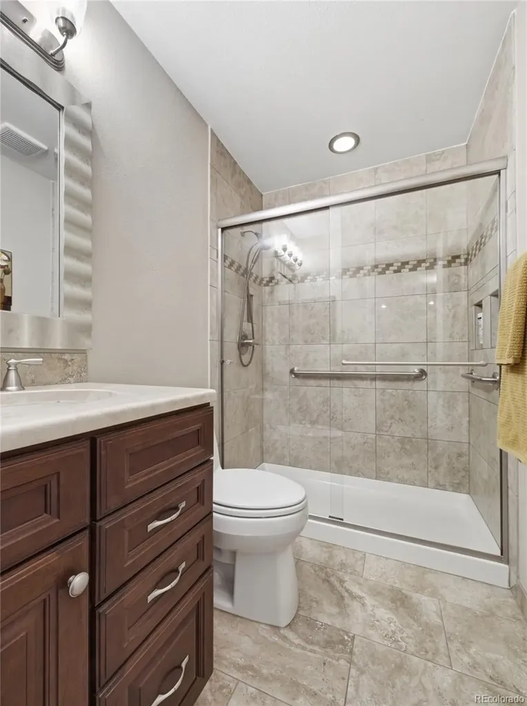 5705 W Atlantic Place Lakewood CO 80227