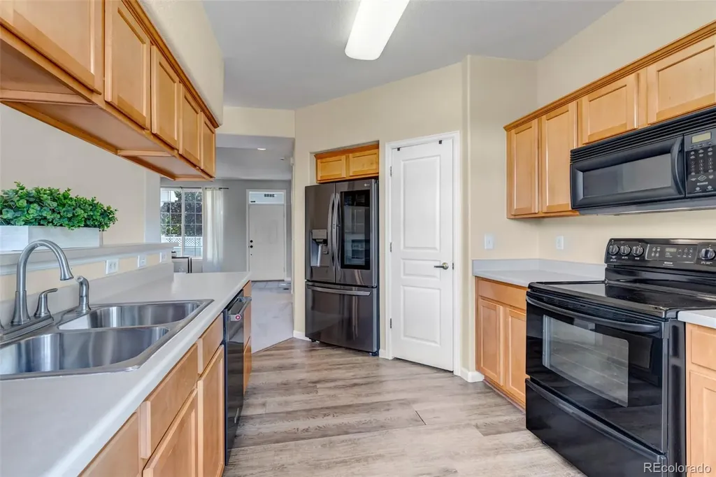 2247 S Pitkin Way Aurora CO 80013