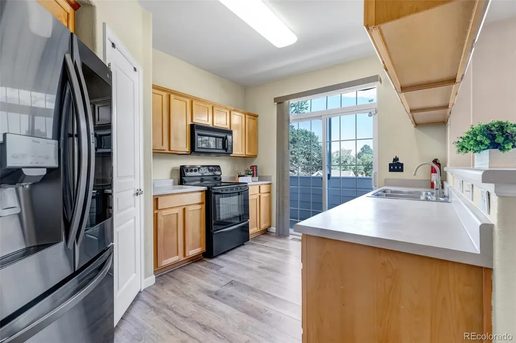 2247 S Pitkin Way Aurora CO 80013
