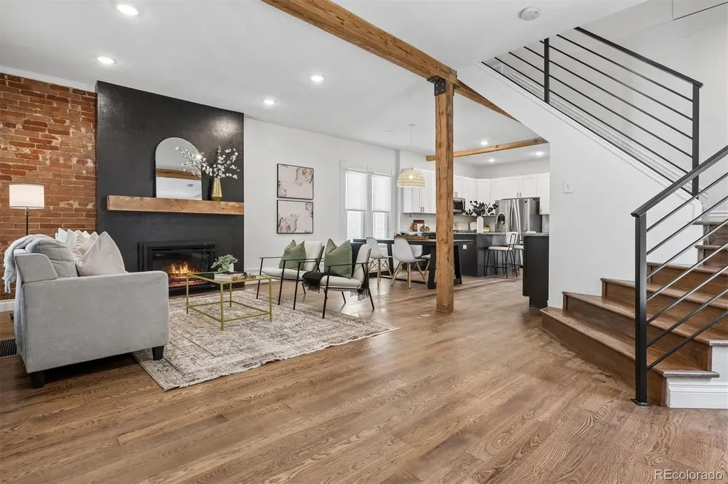 1004 S Pennsylvania Street Denver CO 80209