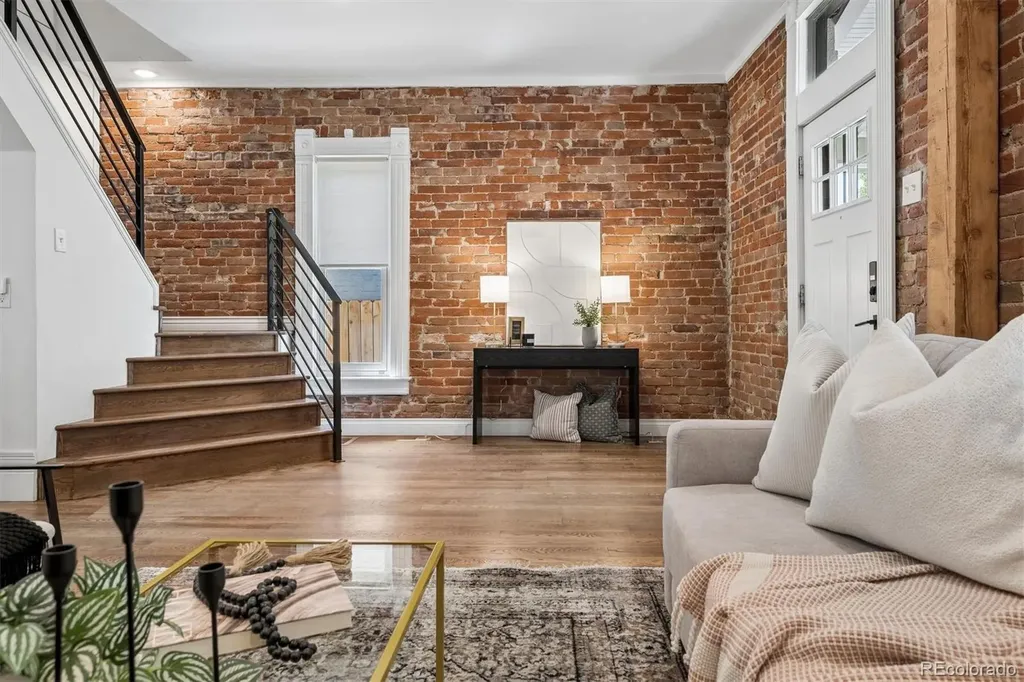 1004 S Pennsylvania Street Denver CO 80209