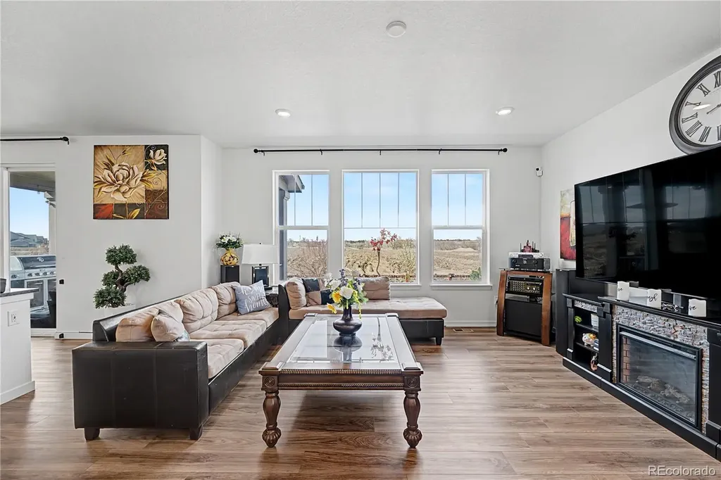 24781 E Tennessee Avenue Aurora CO 80018