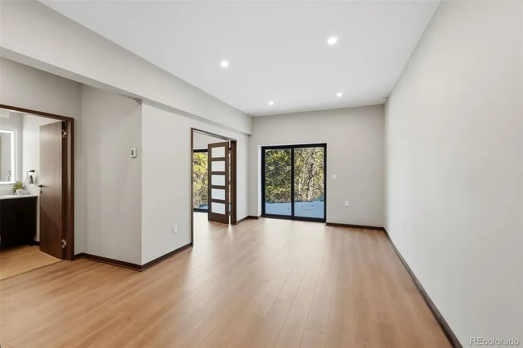 410 N Aspen Street Alma CO 80420