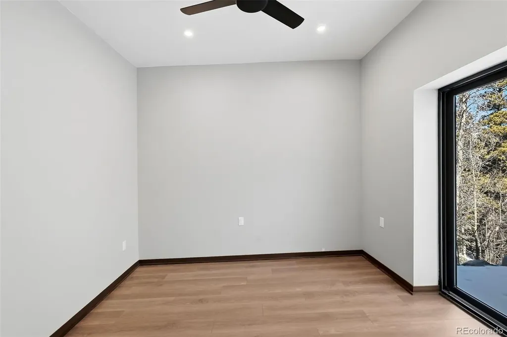 410 N Aspen Street Alma CO 80420