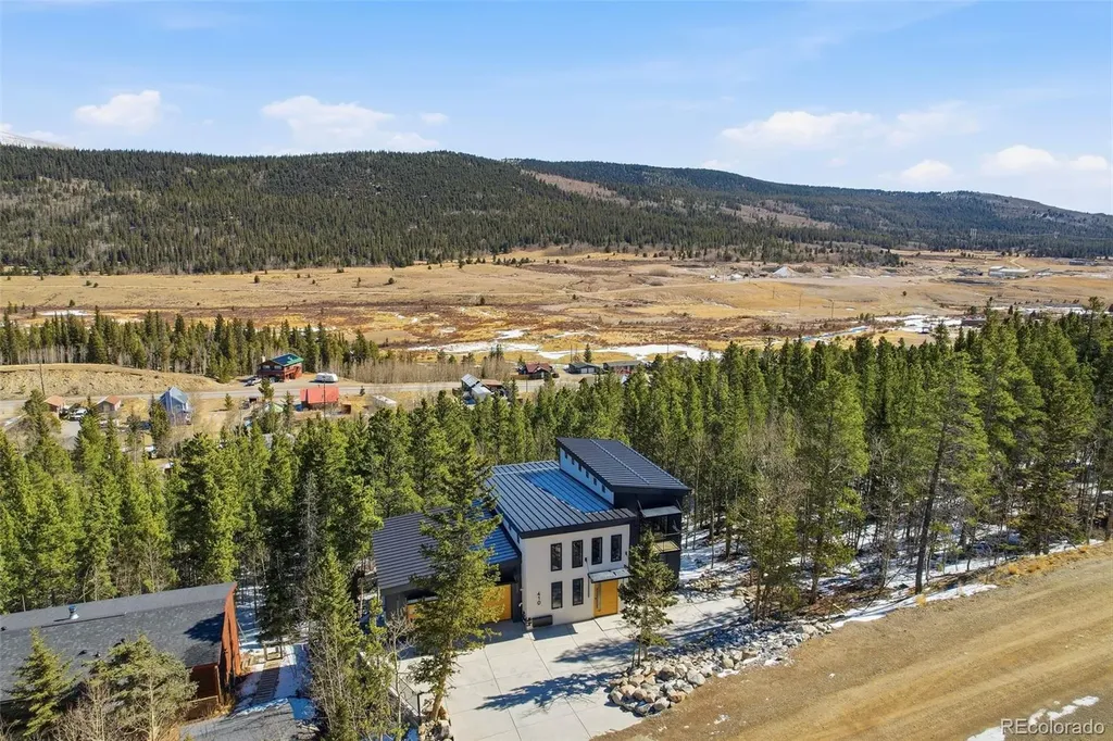 410 N Aspen Street Alma CO 80420