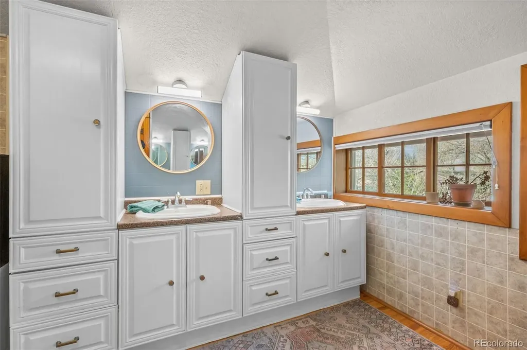 1134 S Washington Street Denver CO 80210