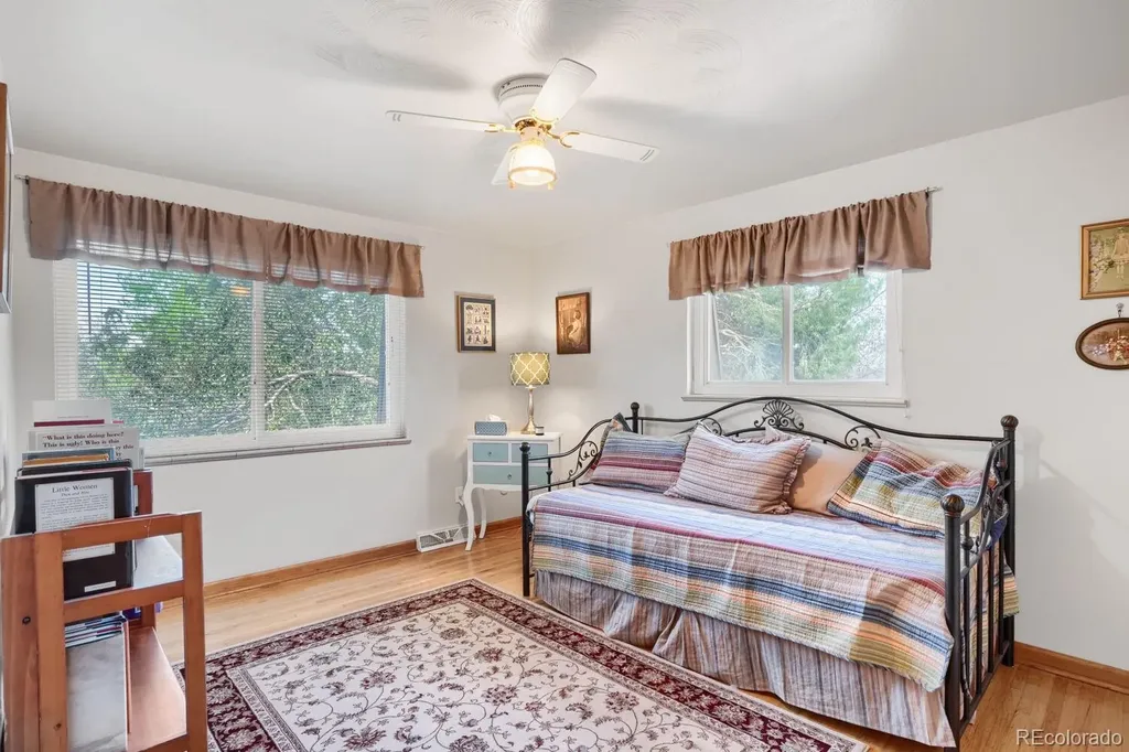 5421 W Geddes Place Littleton CO 80128