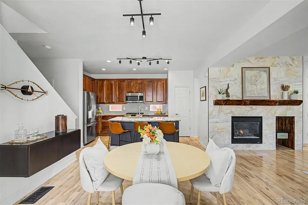 3164 Geneva Court Denver CO 80238