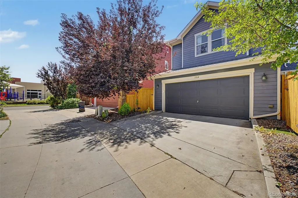 3164 Geneva Court Denver CO 80238