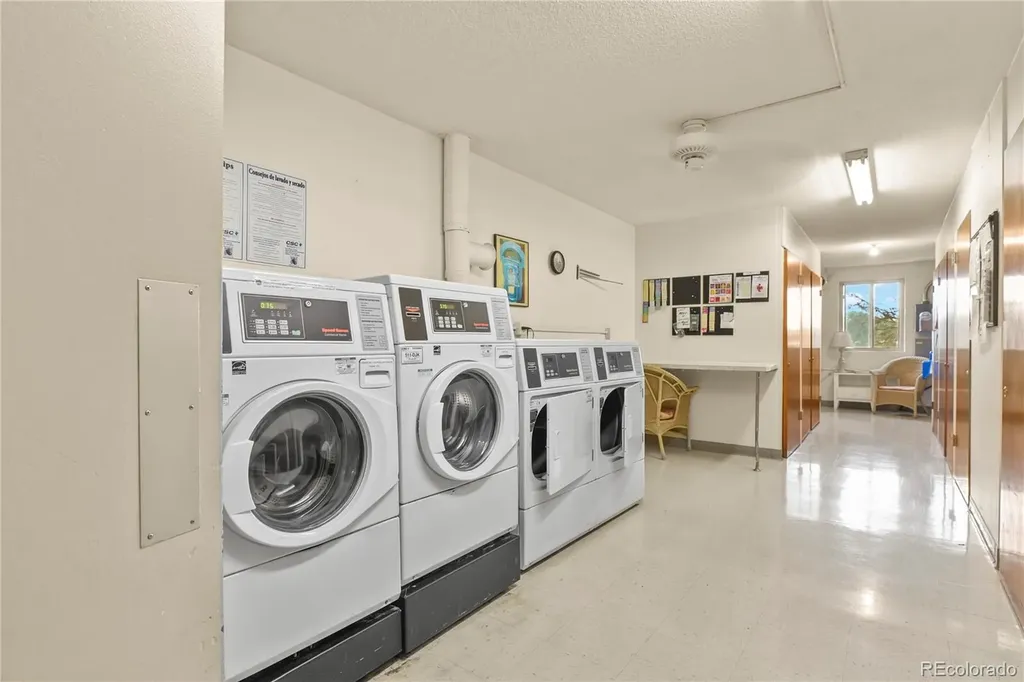 690 S Alton Way Denver CO 80247