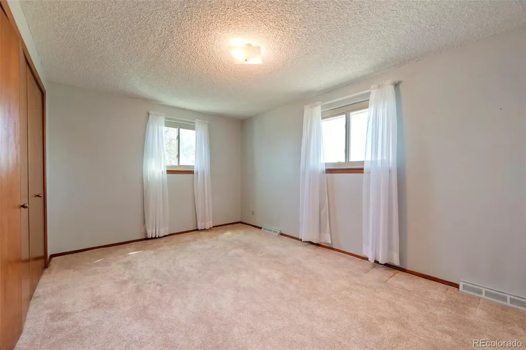 11468 E Berry Drive Englewood CO 80111