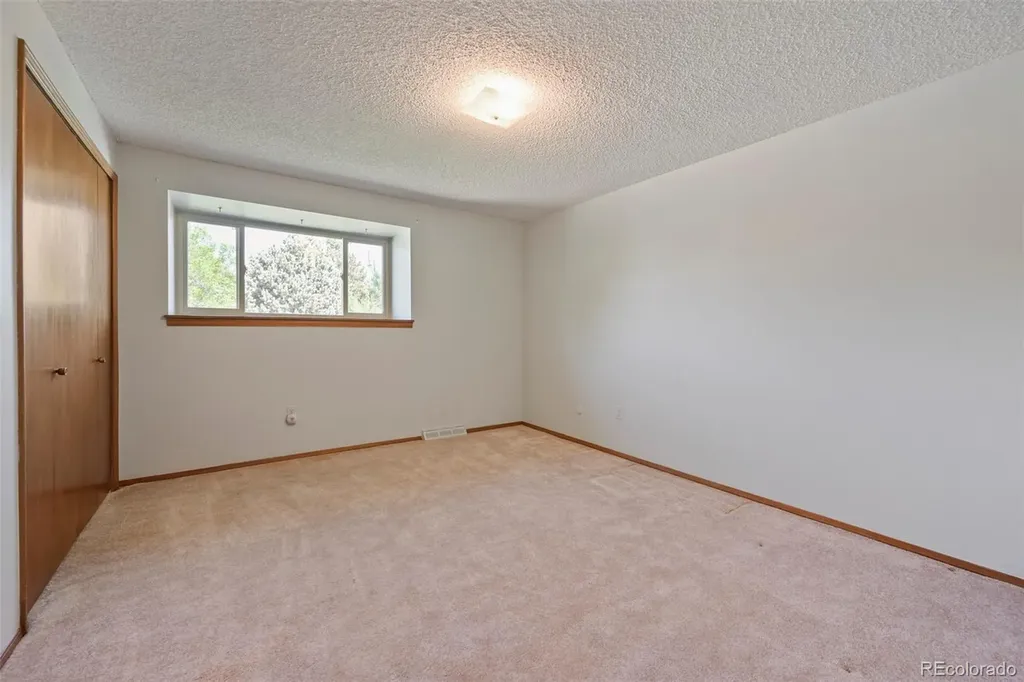 11468 E Berry Drive Englewood CO 80111